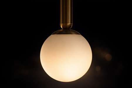 Czarna lampa wisząca z białymi kloszami - kulami TOKI Kaja Lighting K-5862