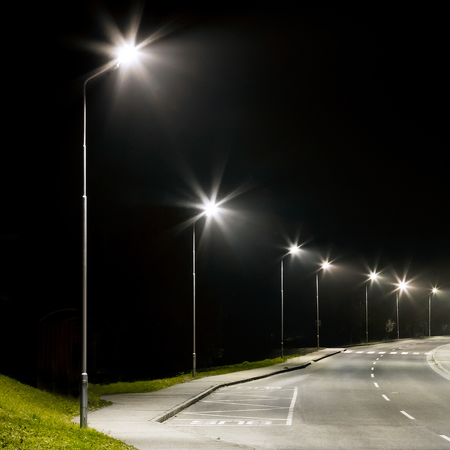 Oprawa, latarnia Solarna Via z pilotem 200W 2400lm 6000K Eko-Light EKO9096