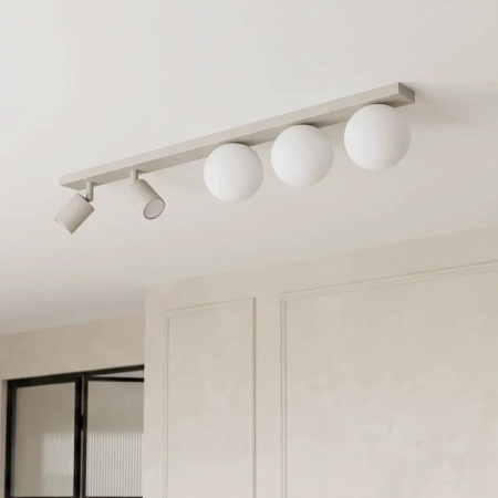 Kaszmirowo-biała lampa sufitowa do korytarza NANO Kaja Lighting K-6031