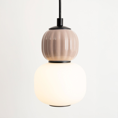 Lampa wisząca pojedyńcza opalowy klosz z ryflowaną lekko brązową ozdobną kulą Modern 5W Maxlight P0625