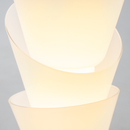 Szklana lampa inspirowana dachami kompleksu pałacowego Toksugun LED 3000K Seoul MOD374PL-L28W3K Maytoni