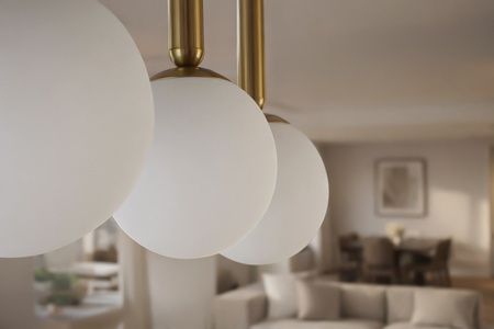 Czarna lampa wisząca z kulistymi kloszami TOKI Kaja Lighting K-5861 