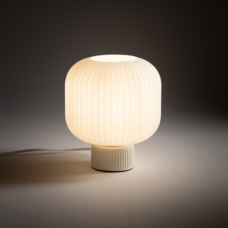Lampka nocna z ryflowanym kloszem 1xE27 AURORA Nowodvorski 11972