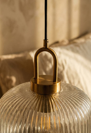 Lampa wisząca z ryflowanym, transparentnym kloszem LIRA Kaja Lighting K-6060