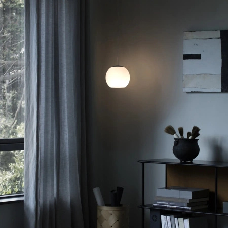 Lampa wisząca białe szkło, czarna podsufitka Iliso LED 3000K PL0148 Yaskr