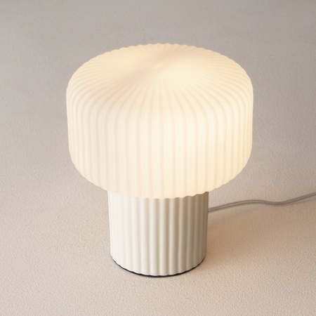 Mała stołowa lampka z ceramiki i szkła Omaggio MOD404TL-01BG Maytoni