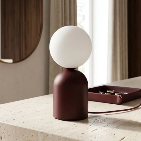 Burgundowa lampka stołowa z kulistym kloszem KONI Kaja Lighting K-5972