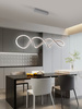 Lampa wisząca z trzystopniowym ściemniaczem typu "klik" Trevance Aviano Lighting 6204-0106