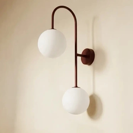 Kinkiet z dwoma białymi, kulistymi kloszami BALU Kaja Lighting K-6023