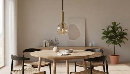 Czarna zwis z bursztynowym, kulistym kloszem YUKI Kaja Lighting K-5865