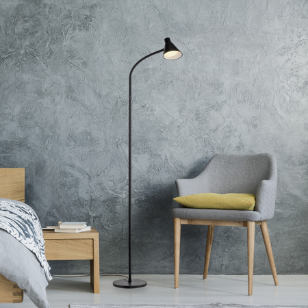 Czarna lampa podłogowa z giętkim ramieniem i przełącznikiem przy kloszu PIXIE Just Light 11249-18