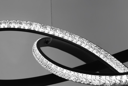 Czarna lampa wisząca LED z regulowaną wysokością FONDI Kaja Lighting K-8236