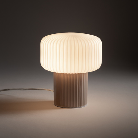 Lampka stołowa ceramiczna ze szklanym ryflowanym kloszem 1xE27 TIKA Nowodvorski 11980