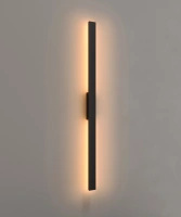 Pionowy czarny kinkiet zewnętrzny podświetlający elewacje 120cm Maxlight W0461 Predazzo LED 3000K