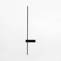 Czarny minimalistyczny pionowy kinkiet 90cm podświetlający ściane LED ARCO Zuma Line W4100-90BK-II