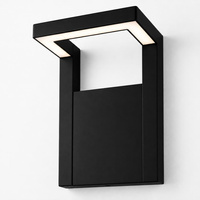 Czarny kinkiet ogrodowy LED z ramą BERGAMO Kaja Lighting K-8253